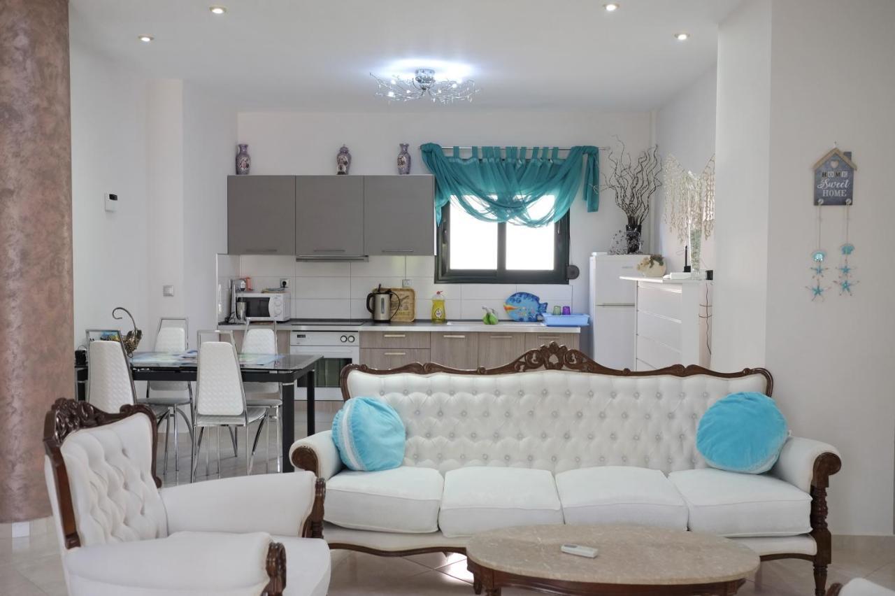 Irenes Apartment Kallithea  外观 照片