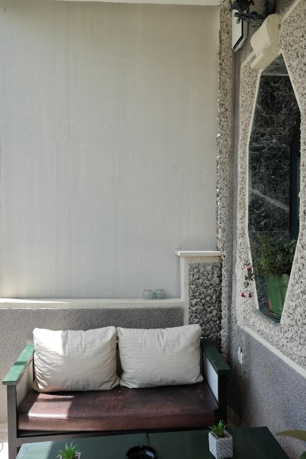 Irenes Apartment Kallithea  外观 照片