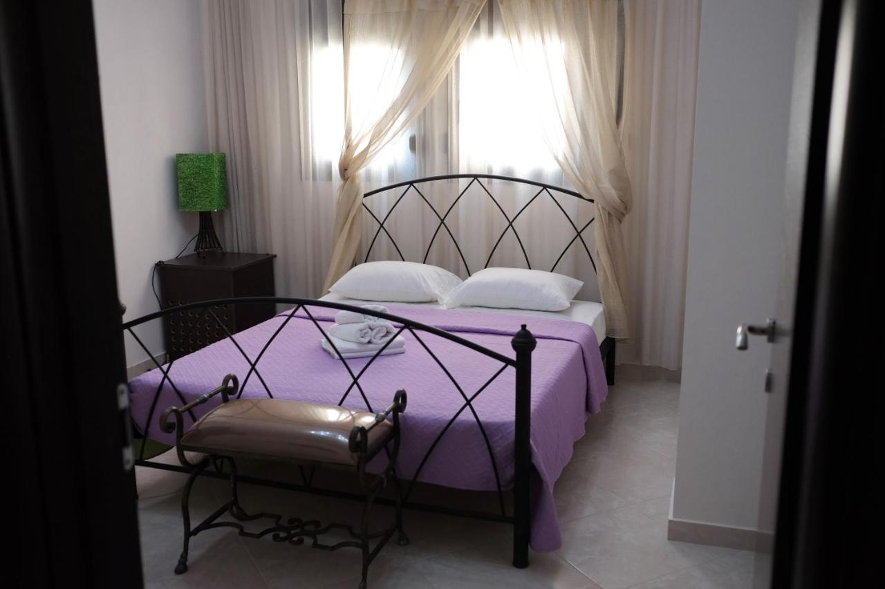 Irenes Apartment Kallithea  外观 照片
