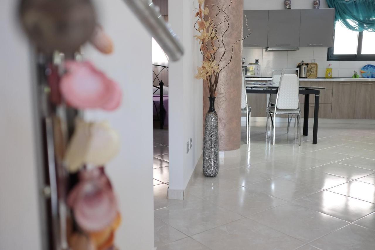 Irenes Apartment Kallithea  外观 照片
