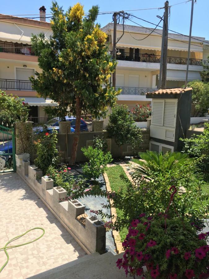 Irenes Apartment Kallithea  外观 照片